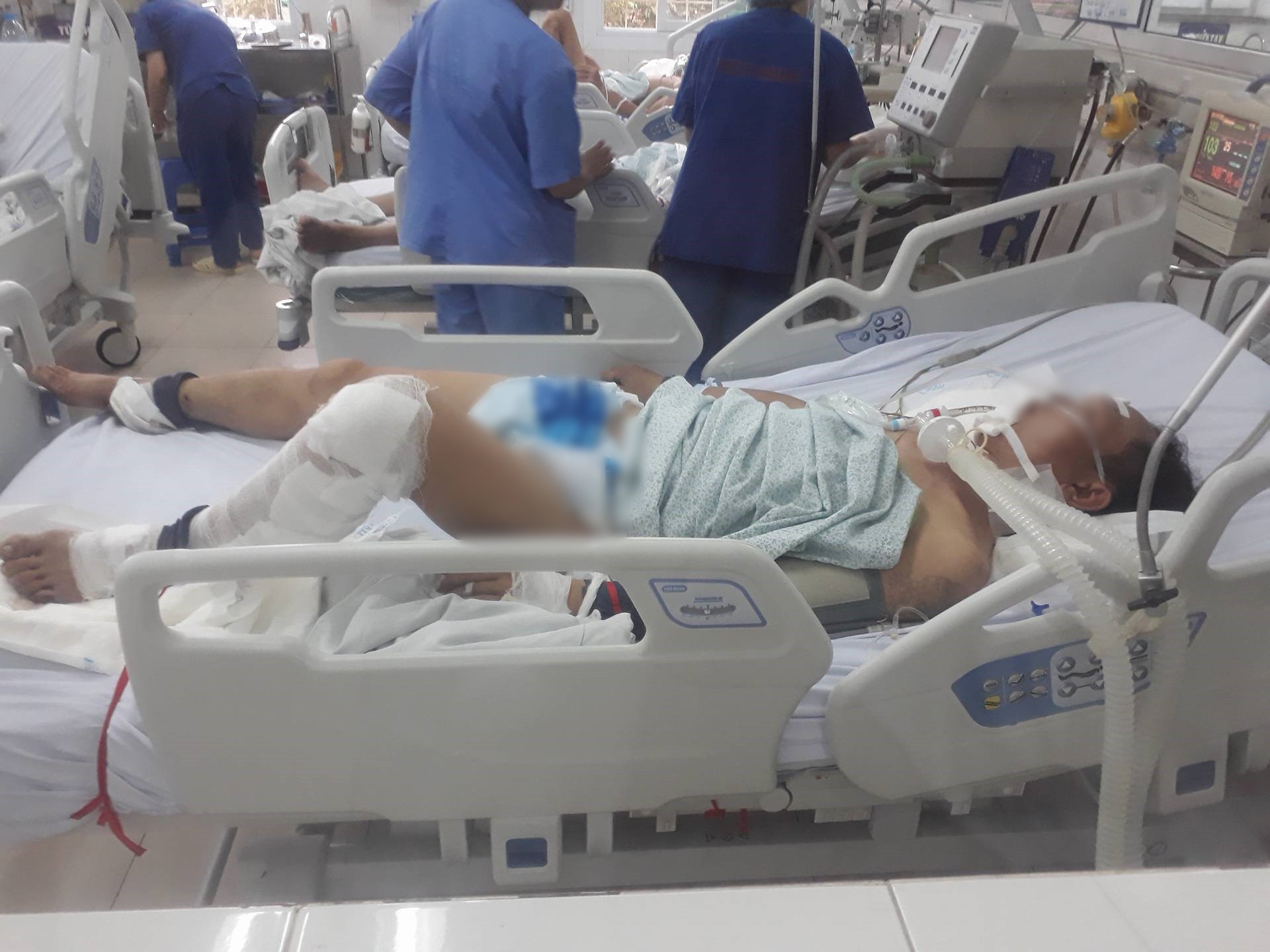 Mẹ nạn nhân bị kéo lê ở Hà Nội: Tôi che mặt, không dám xem clip hiện trường vì những gì xảy ra với con quá kinh khủng