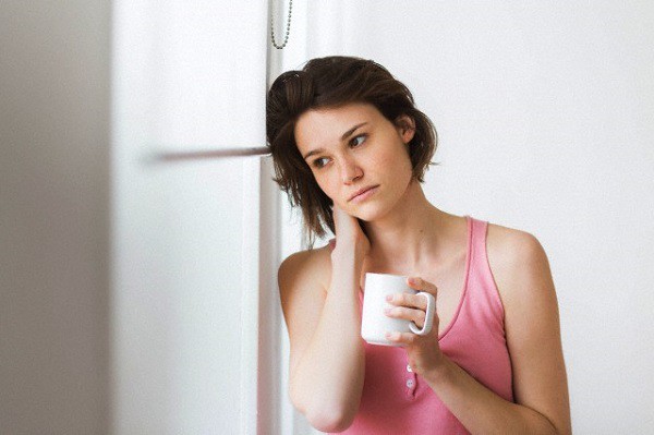 Khi bị bắt cúi đầu xin lỗi cả nhà chồng vì không cho con nhận chị em, tôi cảm thấy cay đắng và giận chính mình