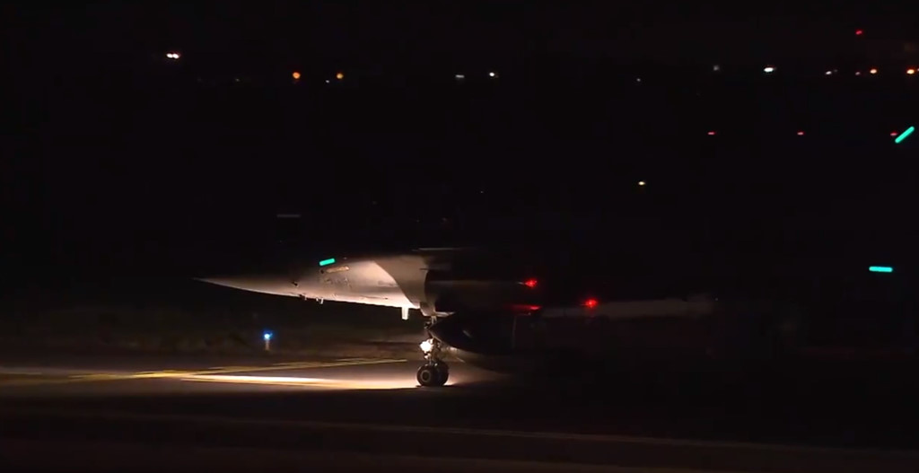 Những vũ khí liên quân dùng để tổng không kích Syria