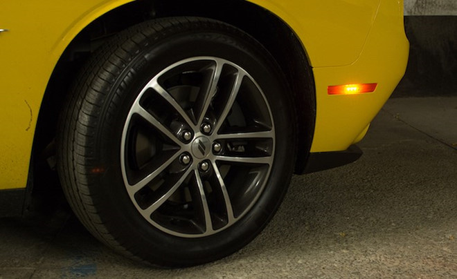 Chiếc xe nào sở hữu bộ la-zăng xấu xí nhất 2018?