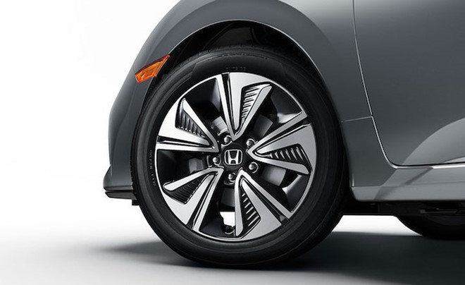 Chiếc xe nào sở hữu bộ la-zăng xấu xí nhất 2018?