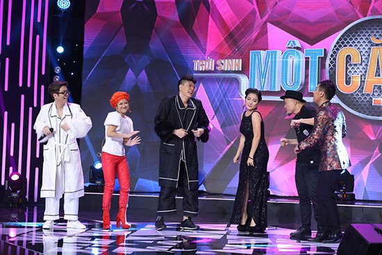 Lan Phương khóc khi vừa ôm bụng bầu vừa hát