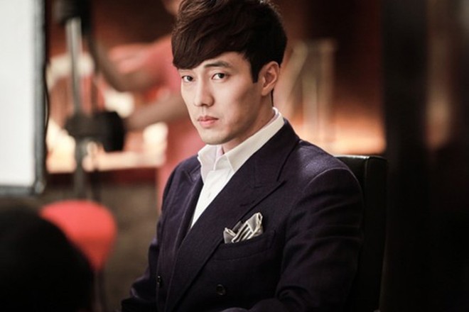 Cuộc đời tôi chẳng có việc gì suôn sẻ chỉ bởi quan niệm cứ làm thư kí thì nghiễm nhiên thành bồ của sếp