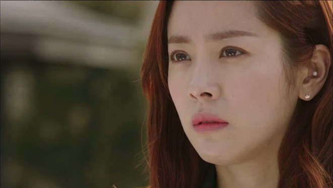 Cuộc đời tôi chẳng có việc gì suôn sẻ chỉ bởi quan niệm cứ làm thư kí thì nghiễm nhiên thành bồ của sếp