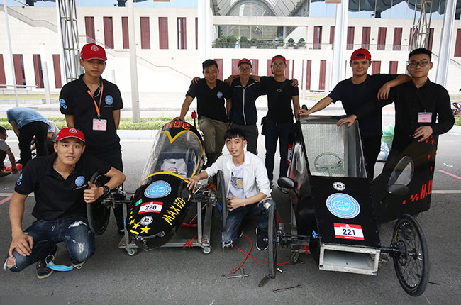 Ảnh:Các thiết kế siêu độc của sinh viên trong cuộc thi xe sinh thái