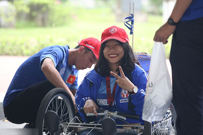 Ảnh:Các thiết kế siêu độc của sinh viên trong cuộc thi xe sinh thái