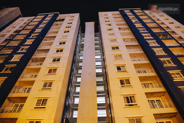 Cuộc sống u tối, lạnh lẽo của những cư dân bám trụ chung cư Carina sau vụ cháy 13 người chết