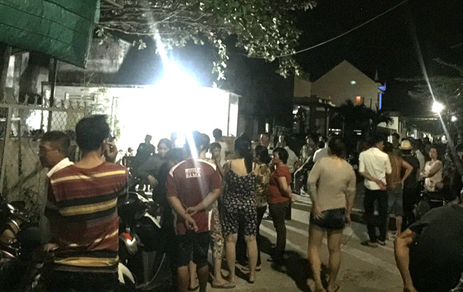 Bị đánh, thanh niên 30 tuổi đâm chết cha ruột