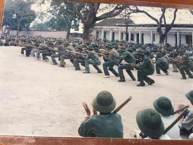 Những bức ảnh gợi cả một trời thương nhớ của thế hệ học trò 7X,8X