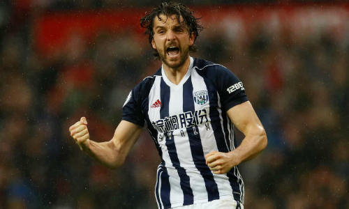 Man City vô địch Ngoại hạng Anh nhờ Man Utd thua đội bét bảng