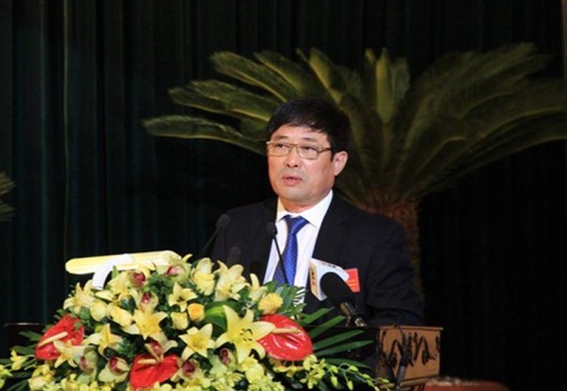 Tỉnh chưa đồng ý, TP vẫn xét hàng loạt công chức