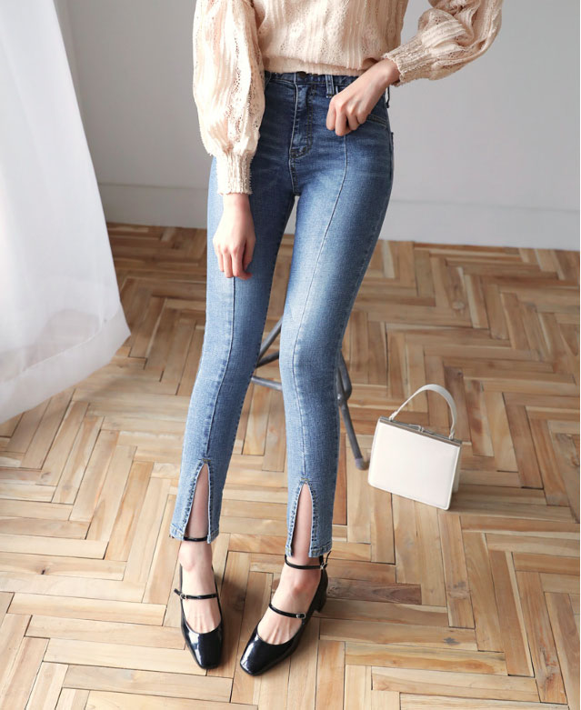Chẳng cần đến cao gót lênh khênh, nàng công sở vẫn đầy duyên dáng với muôn kiểu kết hợp giày bệt này Chẳng cần đến cao gót lênh khênh, nàng công sở vẫn đầy duyên dáng với muôn kiểu kết hợp giày bệt này