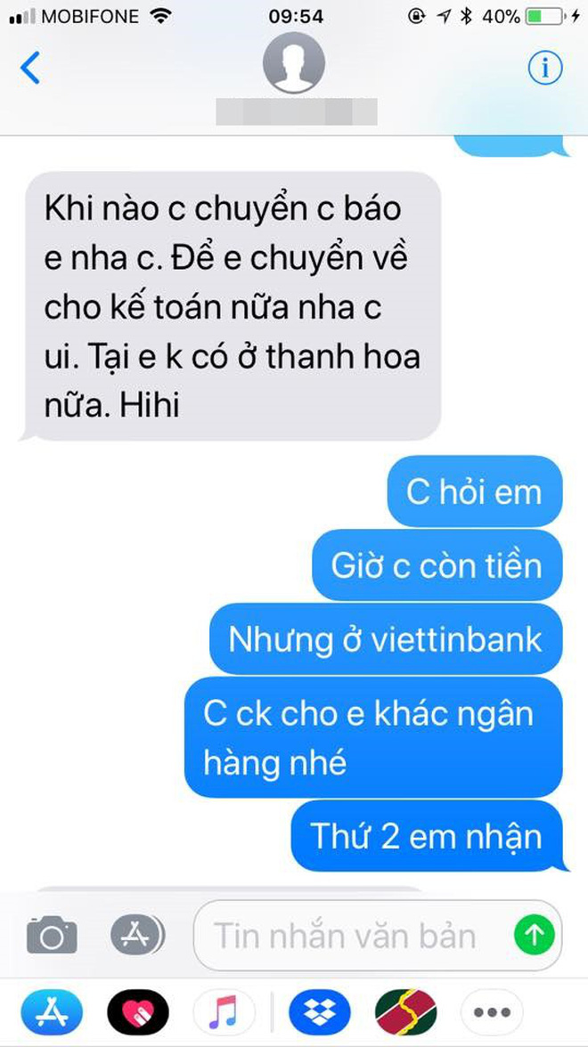 Nhiều khách hàng tố nữ nhân viên phòng vé Vietnam Airlines ở Thanh Hóa bùng hàng trăm triệu đồng tiền đặt vé máy bay Nhiều khách hàng tố nữ nhân viên phòng vé Vietnam Airlines ở Thanh Hóa bùng hàng trăm triệu đồng tiền đặt vé máy bay