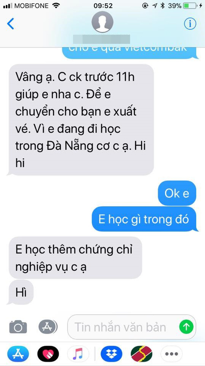 Nhiều khách hàng tố nữ nhân viên phòng vé Vietnam Airlines ở Thanh Hóa bùng hàng trăm triệu đồng tiền đặt vé máy bay Nhiều khách hàng tố nữ nhân viên phòng vé Vietnam Airlines ở Thanh Hóa bùng hàng trăm triệu đồng tiền đặt vé máy bay