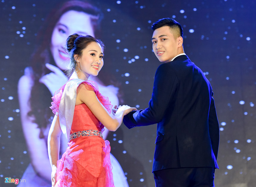 Nữ sinh cao 1,75 m trở thành hoa khôi Học viện Báo chí