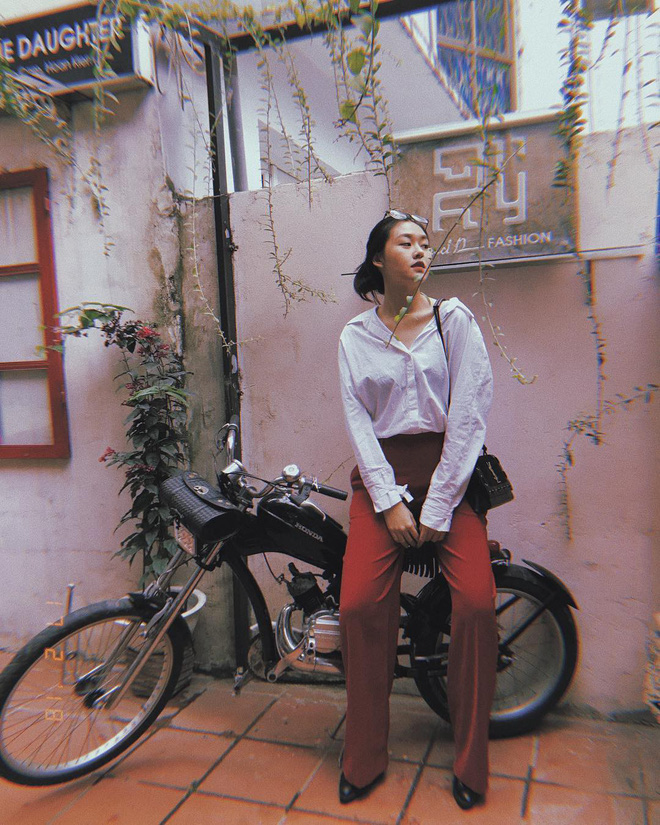 Hot girl 10x cao 1m70 trường Phan Đình Phùng: Vì mình già dặn nên nhiều bạn nam ngại tiếp xúc! Hot girl 10x cao 1m70 trường Phan Đình Phùng: Vì mình già dặn nên nhiều bạn nam ngại tiếp xúc!