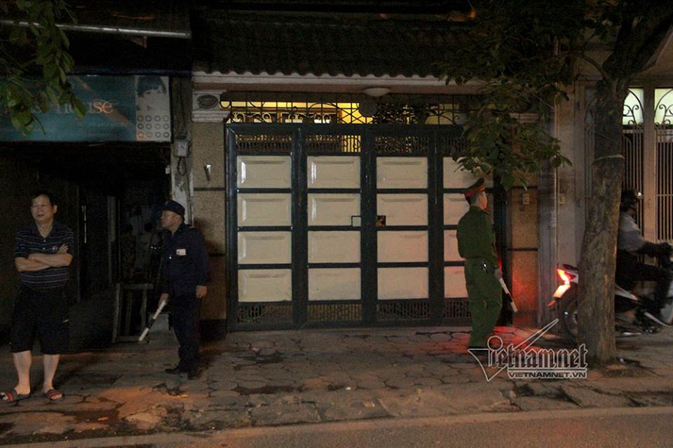 Khám nhà cựu Tổng cục phó Tổng cục 5 Phan Hữu Tuấn Khám nhà cựu Tổng cục phó Tổng cục 5 Phan Hữu Tuấn