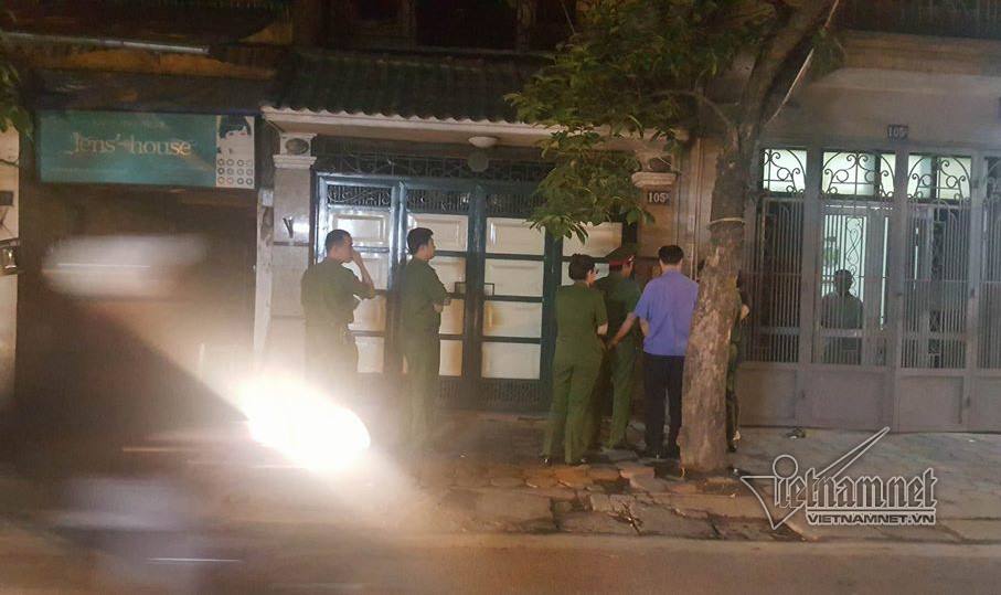 Khám nhà cựu Tổng cục phó Tổng cục 5 Phan Hữu Tuấn Khám nhà cựu Tổng cục phó Tổng cục 5 Phan Hữu Tuấn