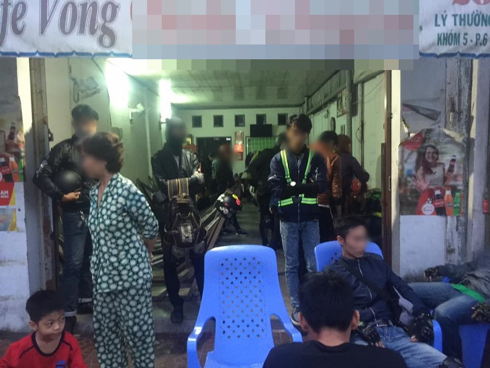 Đại diện đoàn phượt 28 người lên tiếng sau khi bị chỉ trích vì chê tiền thuê võng đắt