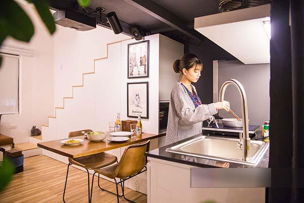 Căn hộ chỉ 18m² của đôi trẻ ở Sài Gòn gây bất ngờ vì quá rộng rãi và thông minh Căn hộ chỉ 18m² của đôi trẻ ở Sài Gòn gây bất ngờ vì quá rộng rãi và thông minh