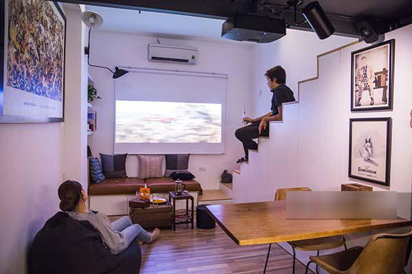 Căn hộ chỉ 18m² của đôi trẻ ở Sài Gòn gây bất ngờ vì quá rộng rãi và thông minh