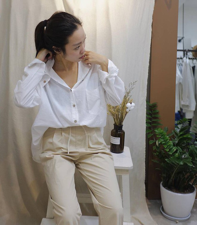 Hè này nếu mua quần culottes, bạn hãy chọn loại cạp chun bản to để sơ vin với áo gì cũng xinh Hè này nếu mua quần culottes, bạn hãy chọn loại cạp chun bản to để sơ vin với áo gì cũng xinh
