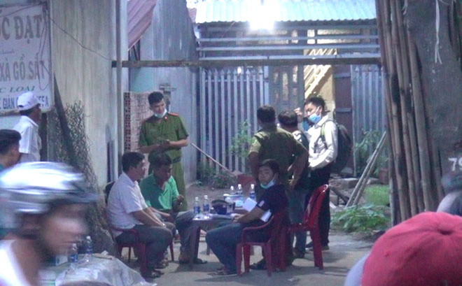 Cô gái 21 tuổi đầu độc nữ đồng nghiệp bằng dung dịch tẩy rửa