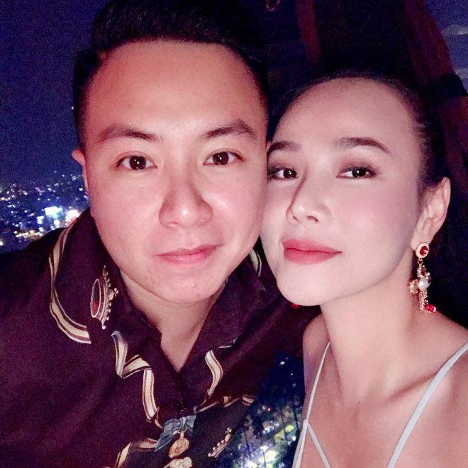 Chân dung bạn trai thành đạt, kém 12 tuổi của Dương Yến Ngọc Chân dung bạn trai thành đạt, kém 12 tuổi của Dương Yến Ngọc