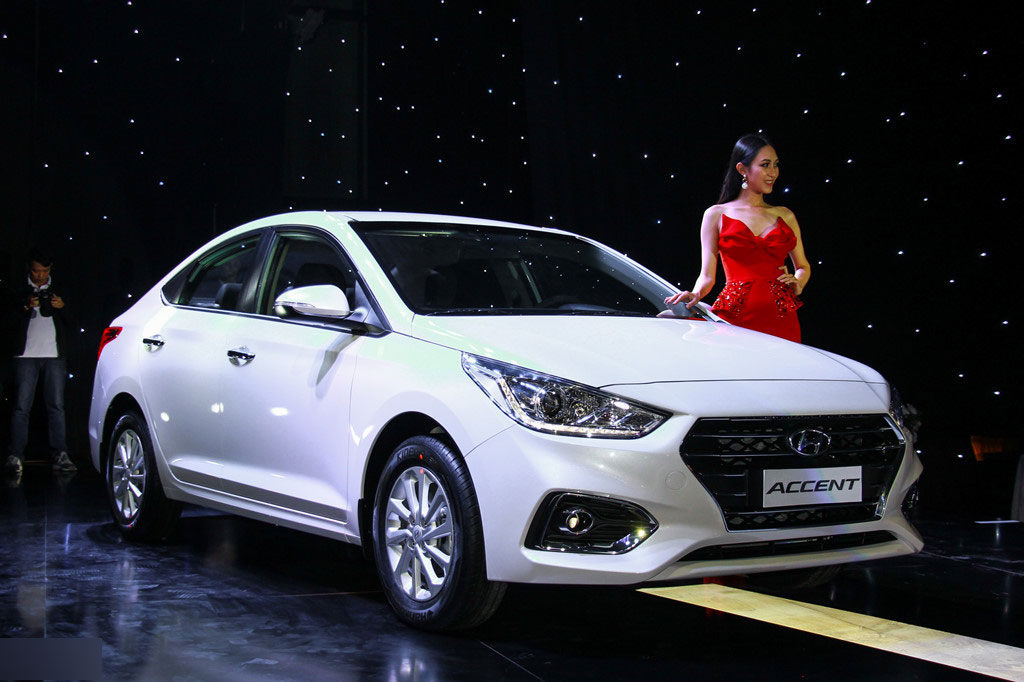 Hyundai Accent 2018 ra mắt với giá từ 425 triệu đồng
