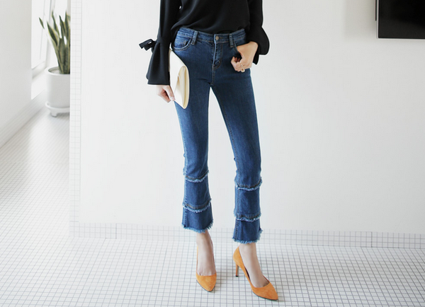 4 lưu ý giúp bạn diện quần jeans ống vẩy max đẹp 4 lưu ý giúp bạn diện quần jeans ống vẩy max đẹp