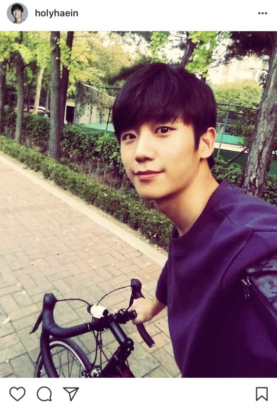 10 điều cực thú vị về Jung Hae In - chàng phi công đã mê hoặc Chị Đẹp khiến người ta không khỏi trầm trồ 10 điều cực thú vị về Jung Hae In - chàng phi công đã mê hoặc Chị Đẹp khiến người ta không khỏi trầm trồ