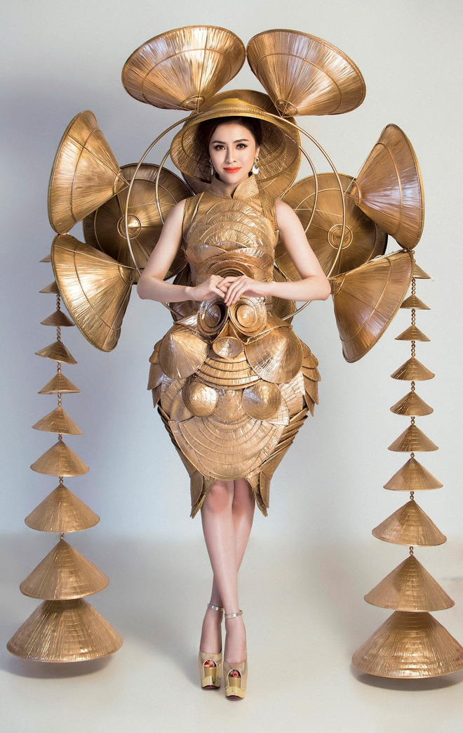 Cận cảnh Trang phục sinh thái Thư Dung đem đi tranh tài tại Miss Eco International 2018 Cận cảnh Trang phục sinh thái Thư Dung đem đi tranh tài tại Miss Eco International 2018