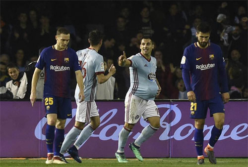 Cất nhiều ngôi sao, Barca đánh rơi điểm trên sân Celta Vigo