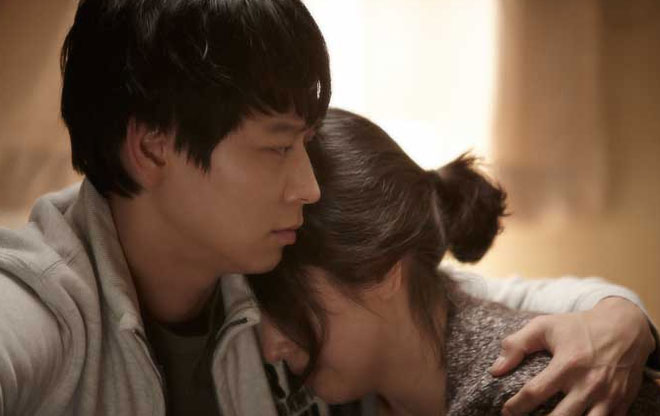 Vợ đòi ly hôn để theo tình nhân, nào ngờ với hắn, cô chỉ là gái mua vui qua đường