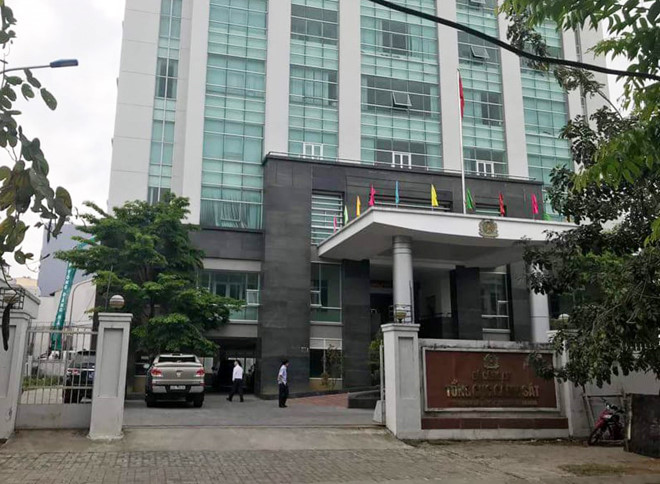 Khám xét nhà 2 cựu Chủ tịch TP Đà Nẵng Trần Văn Minh và Văn Hữu Chiến