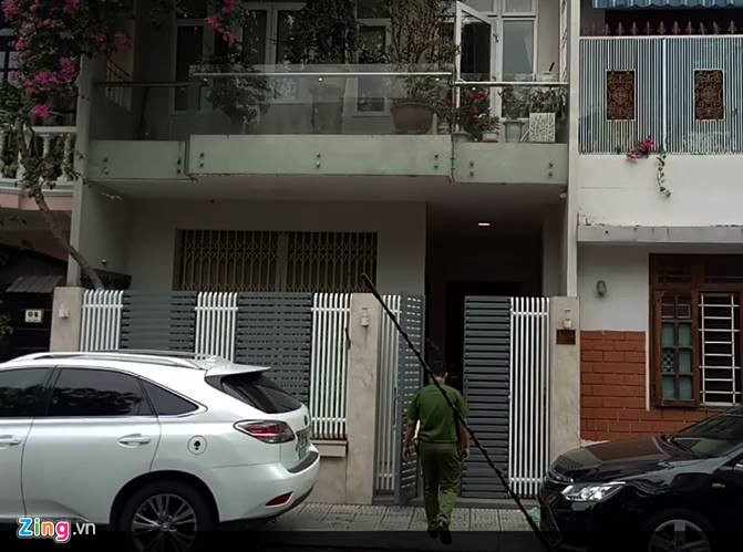 Khám xét nhà 2 cựu Chủ tịch TP Đà Nẵng Trần Văn Minh và Văn Hữu Chiến