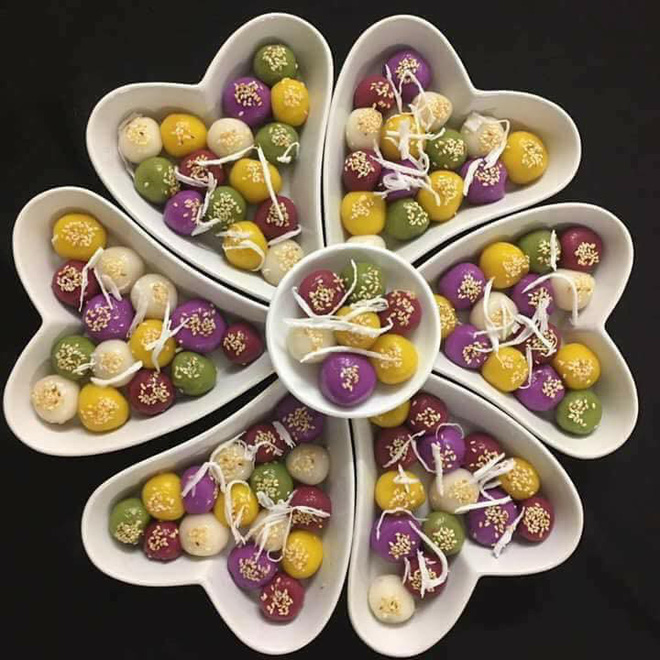 Tết Hàn thực rực rỡ của hội chị em, nhà nhà đua nhau khoe bánh trôi bánh chay ngũ sắc