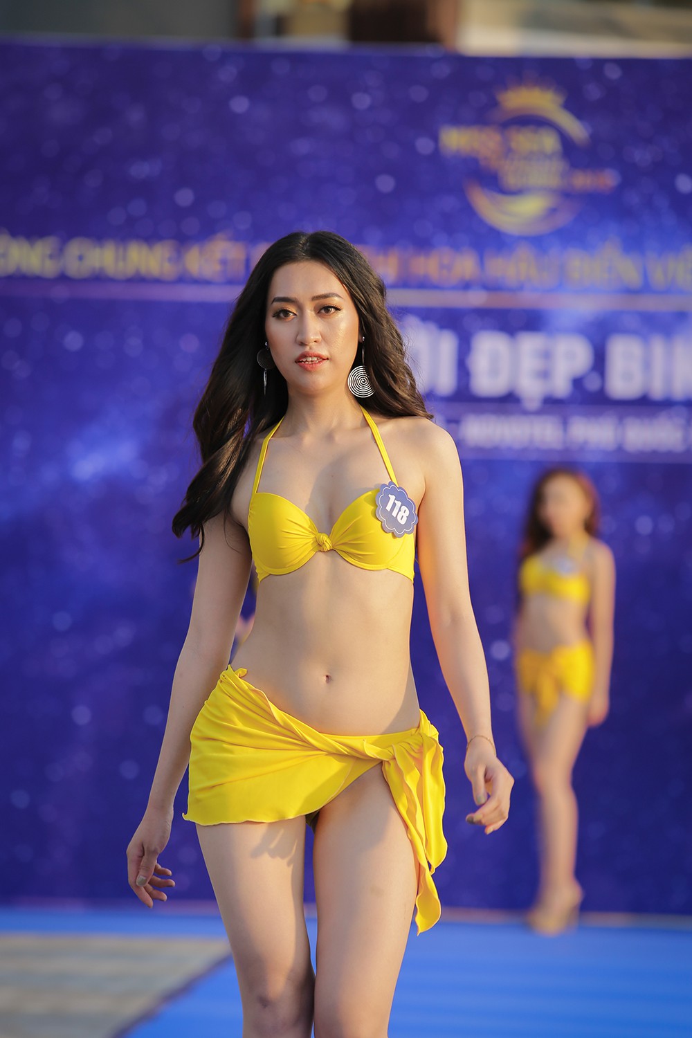Không chỉ bị thanh tra, thí sinh Hoa hậu Biển Việt Nam toàn cầu 2018 còn lộ nhan sắc kém xinh trước thềm chung kết Không chỉ bị thanh tra, thí sinh Hoa hậu Biển Việt Nam toàn cầu 2018 còn lộ nhan sắc kém xinh trước thềm chung kết
