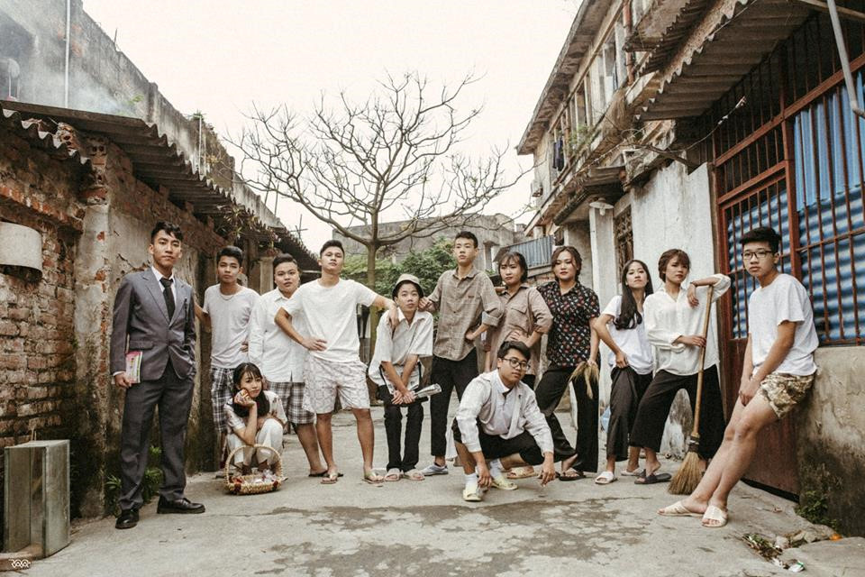 Dân chuyên Sử tái hiện các thời kỳ vàng son của dân tộc qua ảnh kỷ yếu