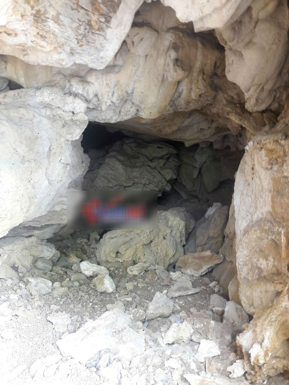 Thực hư kho báu 1 tấn vàng trong hang đá ở Hòa Bình