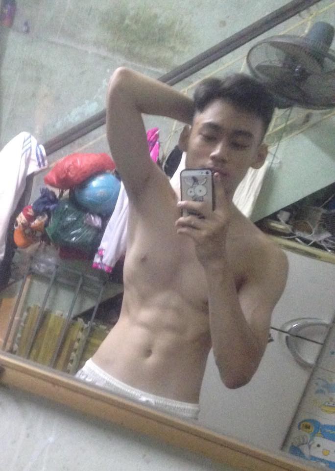 10X quyết tâm tăng 20kg chỉ trong nửa năm, xem ảnh ai cũng xuýt xoa vì lột xác quá!