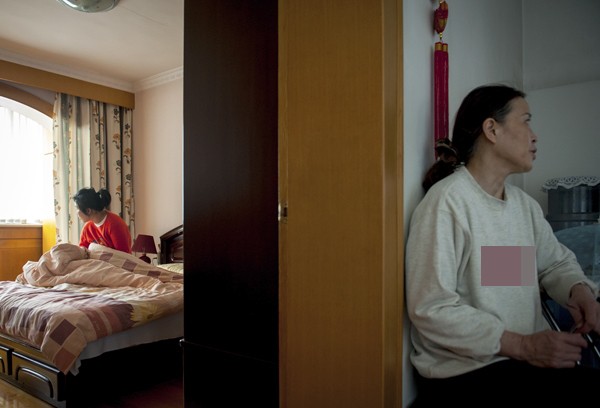 Nghẹn lòng đọc bức thư của một bé gái gửi cho bố: Con biết rằng không ai muốn con có mặt trên đời này...