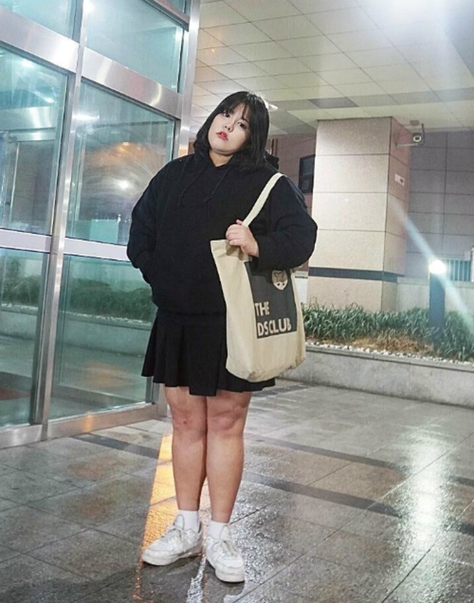 Cách phối đồ khoe dáng xinh cho các cô nàng mũm mĩm vào mùa hè