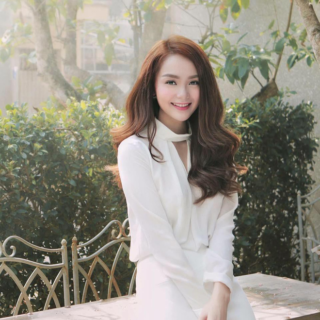 Loạt sao nữ Vbiz chứng minh chỉ cần thay đổi cân nặng là đã hoàn toàn lột xác Loạt sao nữ Vbiz chứng minh chỉ cần thay đổi cân nặng là đã hoàn toàn lột xác