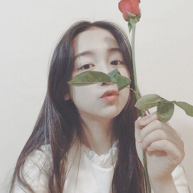 Điểm danh 3 nàng giáp tài sắc vẹn toàn, đi đến đâu đàn ông cũng chết mê chết mệt Điểm danh 3 nàng giáp tài sắc vẹn toàn, đi đến đâu đàn ông cũng chết mê chết mệt