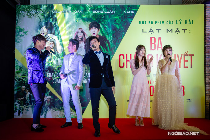 Vợ chồng Lý Hải - Minh Hà sóng đôi ra mắt phim ở Hà Nội