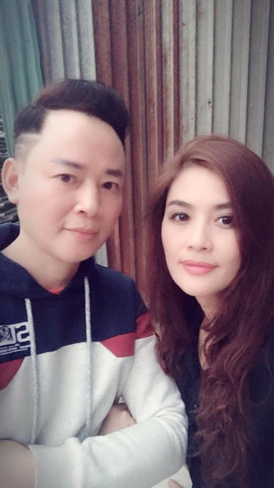 Diễn viên chuyên vai ác kể chuyện tình với vợ thứ 3 kém 17 tuổi