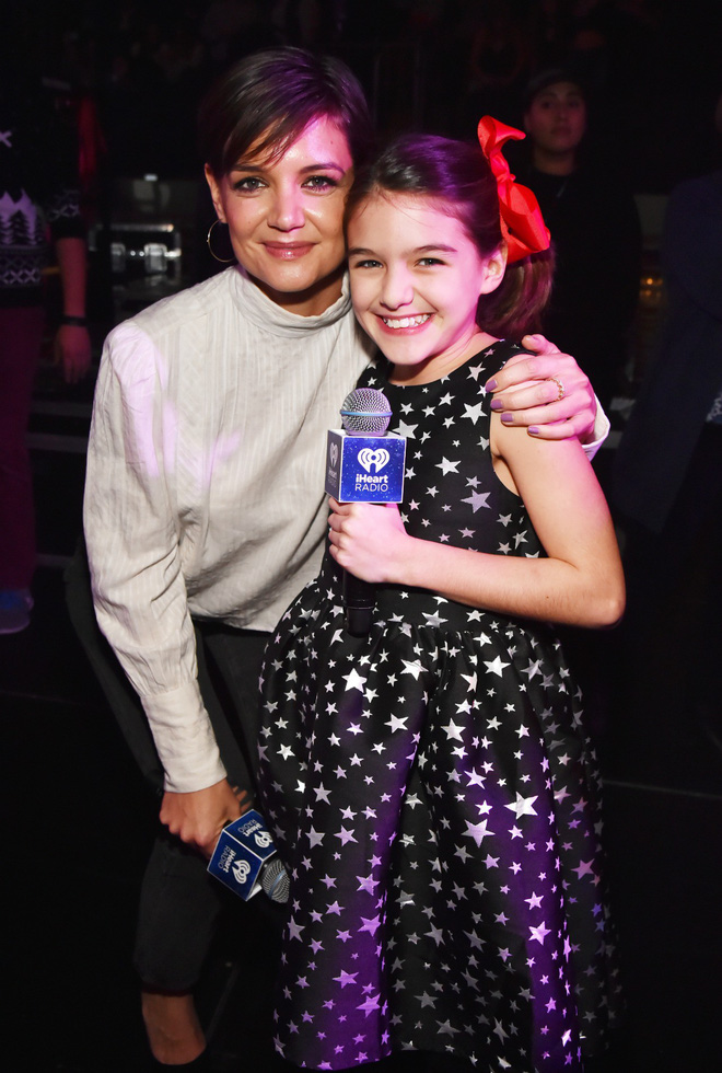 Dẫu là tài tử triệu người mê Tom Cruise vẫn là ông bố thất bại nhất thế giới