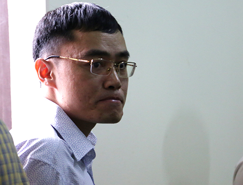 Cựu nhà báo Lê Duy Phong cưỡng đoạt 250 triệu đồng lĩnh án ba năm tù