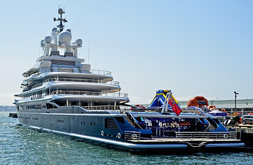 Tỷ phú Nga phải giao siêu du thuyền 500 triệu USD cho vợ cũ